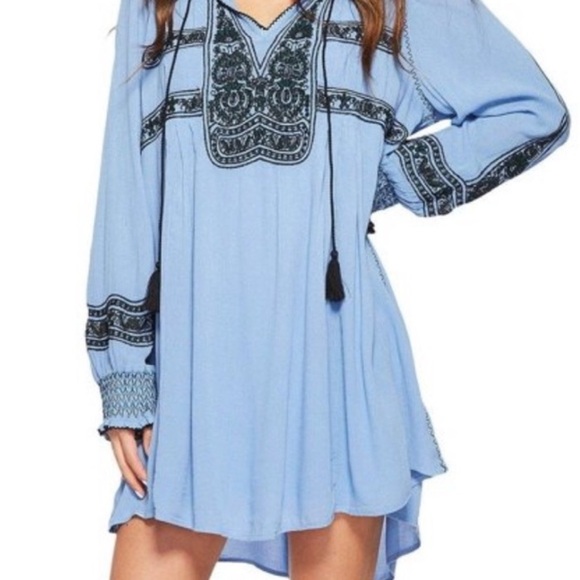 free people movement Dresses & Skirts - Free People Blue Wind Willow Embroidered Mini Peasant Dress Size Large